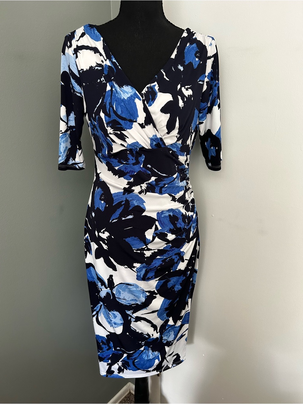 NWOT Ralph Lauren Elegant Blue & White Floral Wrap Dress
